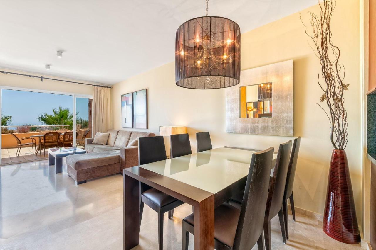 Stunning 2br Sea View 8 In Malibu *