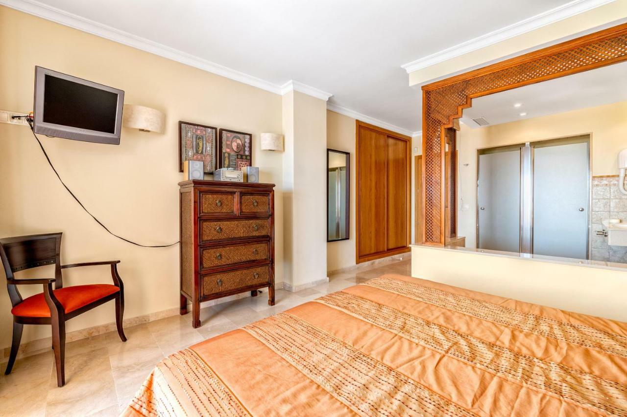 Stunning 2br Sea View 8 In Malibu