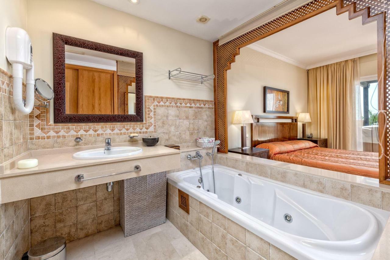 Stunning 2br Sea View 8 In Malibu Appartement