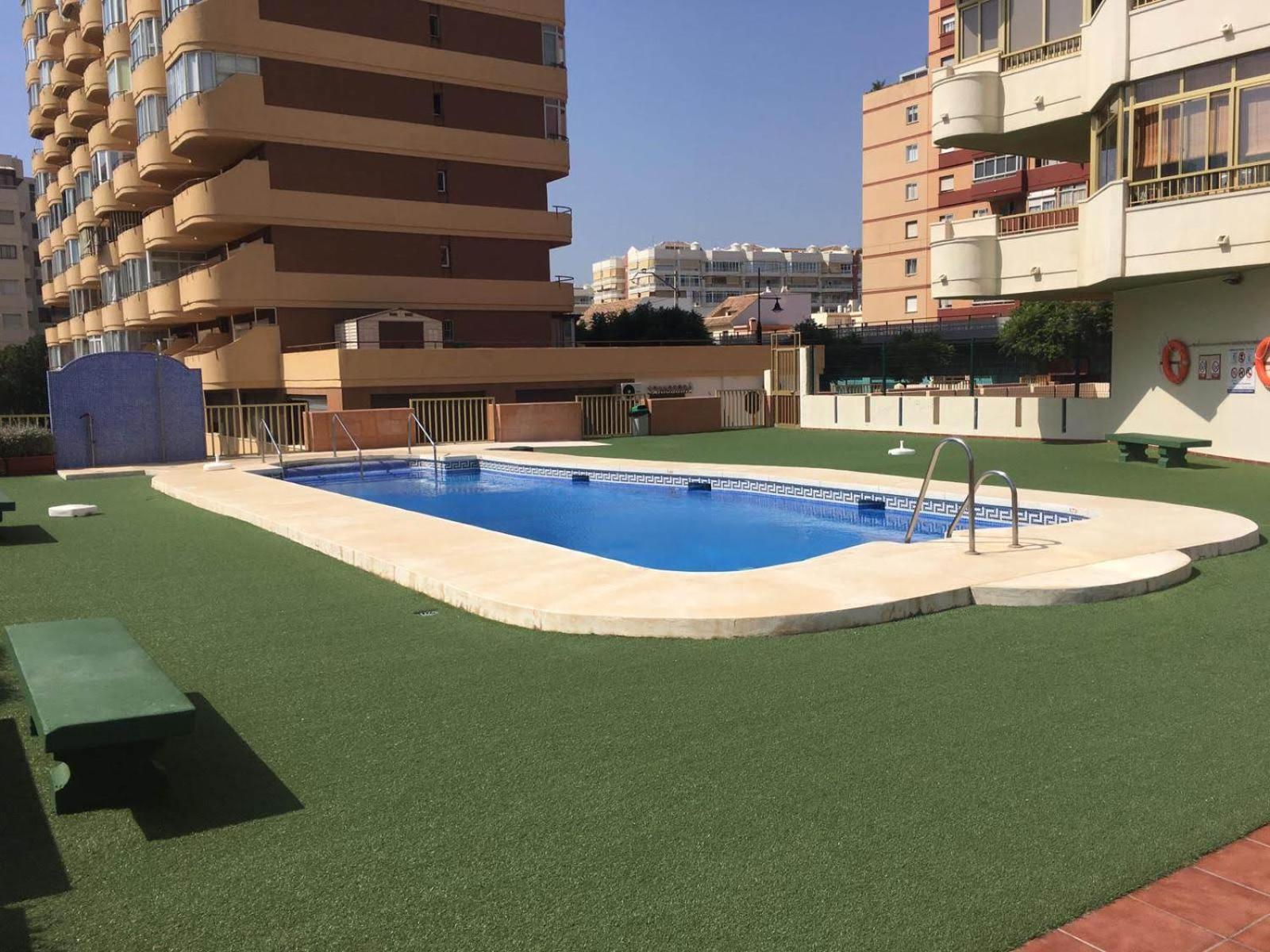 En La Costa Del Sol , *