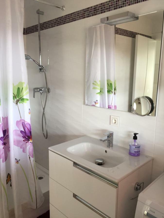 Appartement With Private Patio