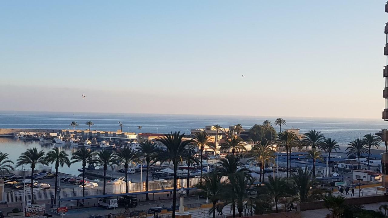 Seafront Luxury In Palmeras Apartment Fuengirola