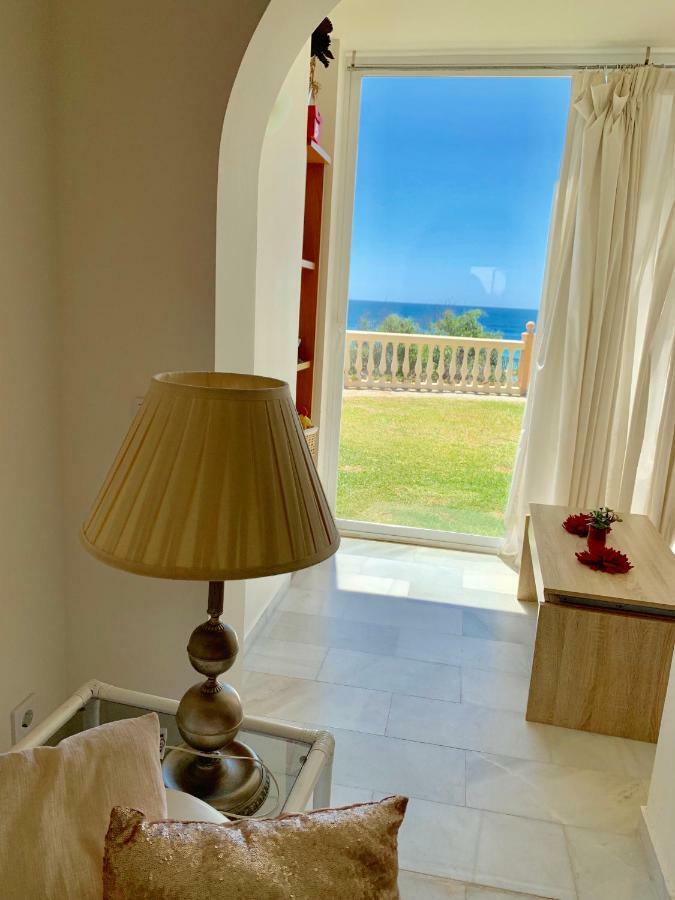 Beachfront Frente Al Mar Con Jardin Apartamento *