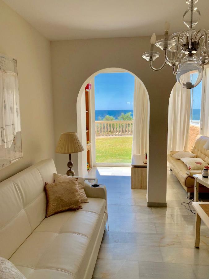 Apartamento Beachfront Frente Al Mar Con Jardin *
