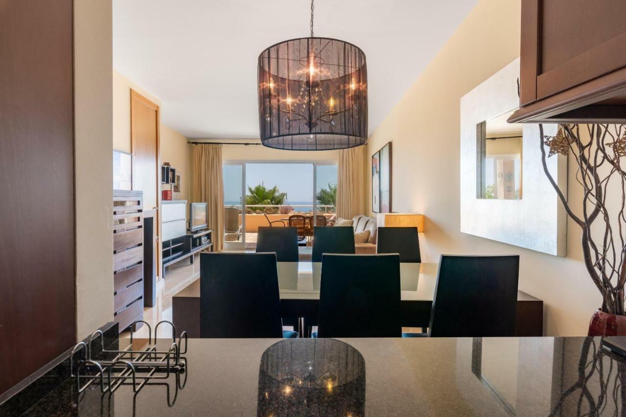 Stunning 2br Sea View 8 In Malibu