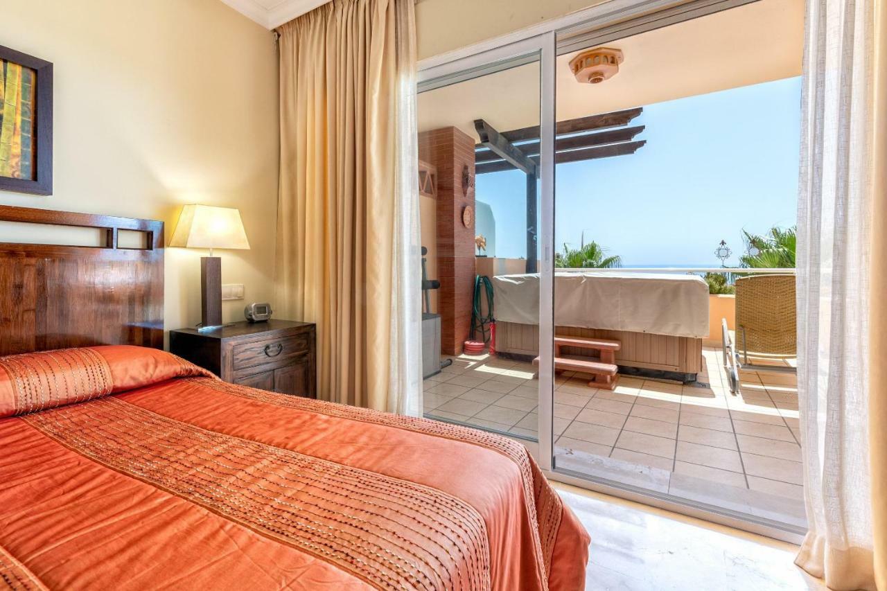 Stunning 2br Sea View 8 In Malibu