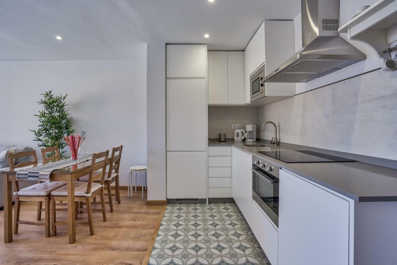 Sur Perla 6-3 Apartment