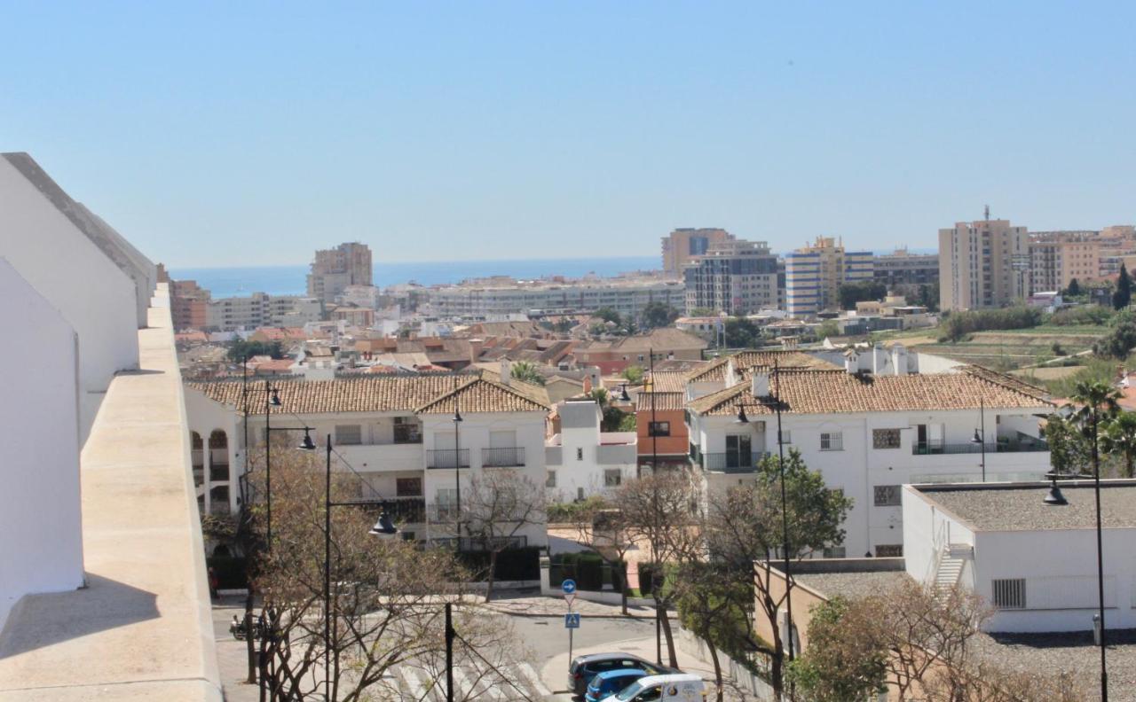 Apartmento Con Piscina Y Solarium Privado - Apartament With Pool And Private Solarium * Fuengirola