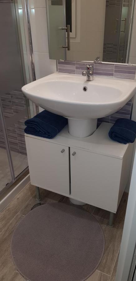 Apartamento Nuevo Y Centrico De 2d En A 150 M De La Playa Apartment *