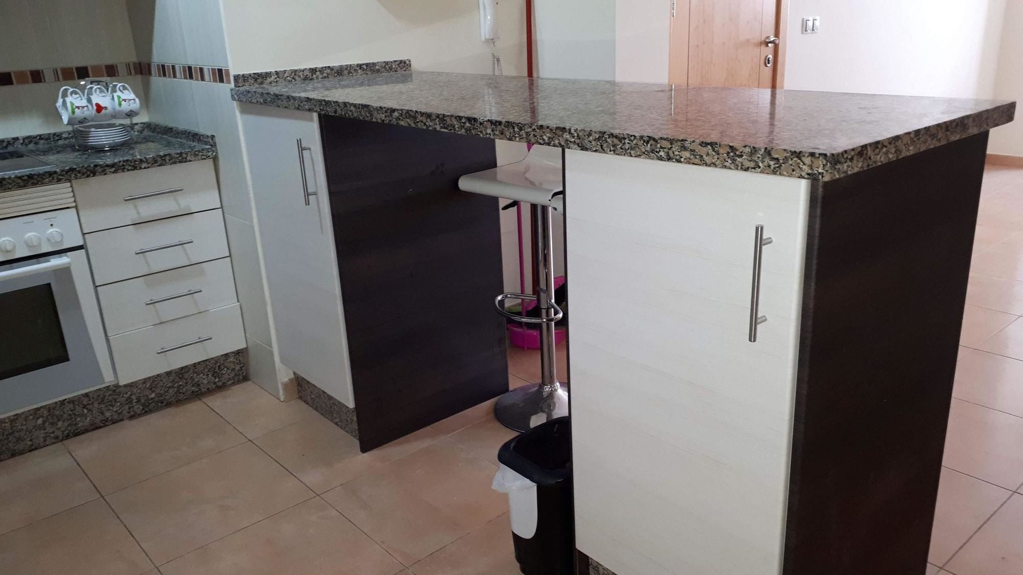 With 2 Bedrooms In - 100 M From The Apartment Fuengirola