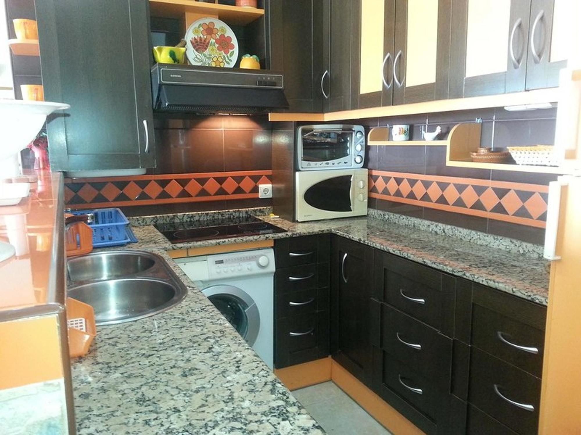 With 3 Bedrooms In Fuengirola, With Wonderful Sea View, Furn Apartment Fuengirola