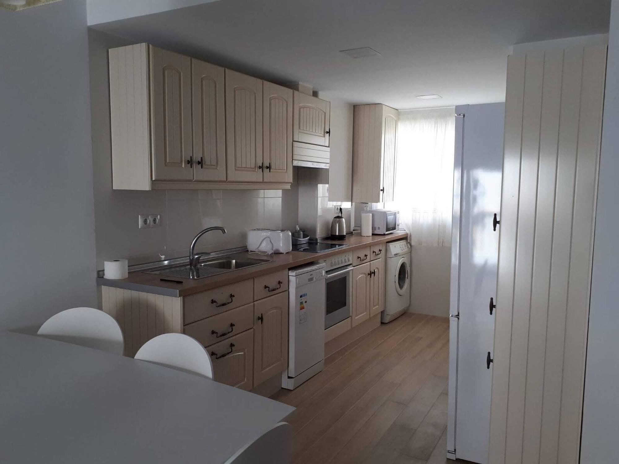 With 3 Bedrooms In Fuengirola, With Furnished Terrace - 10 M * Fuengirola