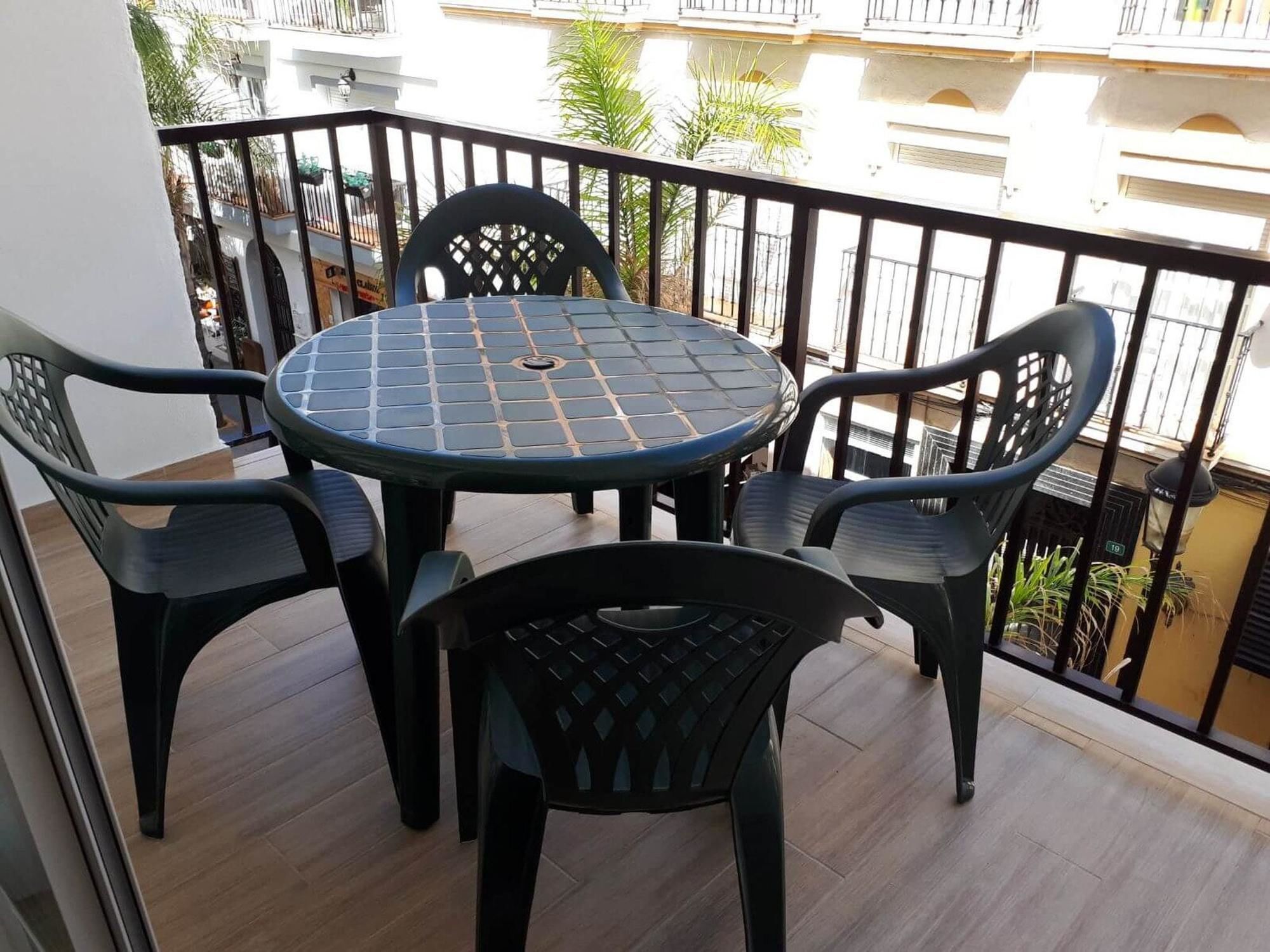 Apartment With 3 Bedrooms In Fuengirola, With Furnished Terrace - 10 M Fuengirola