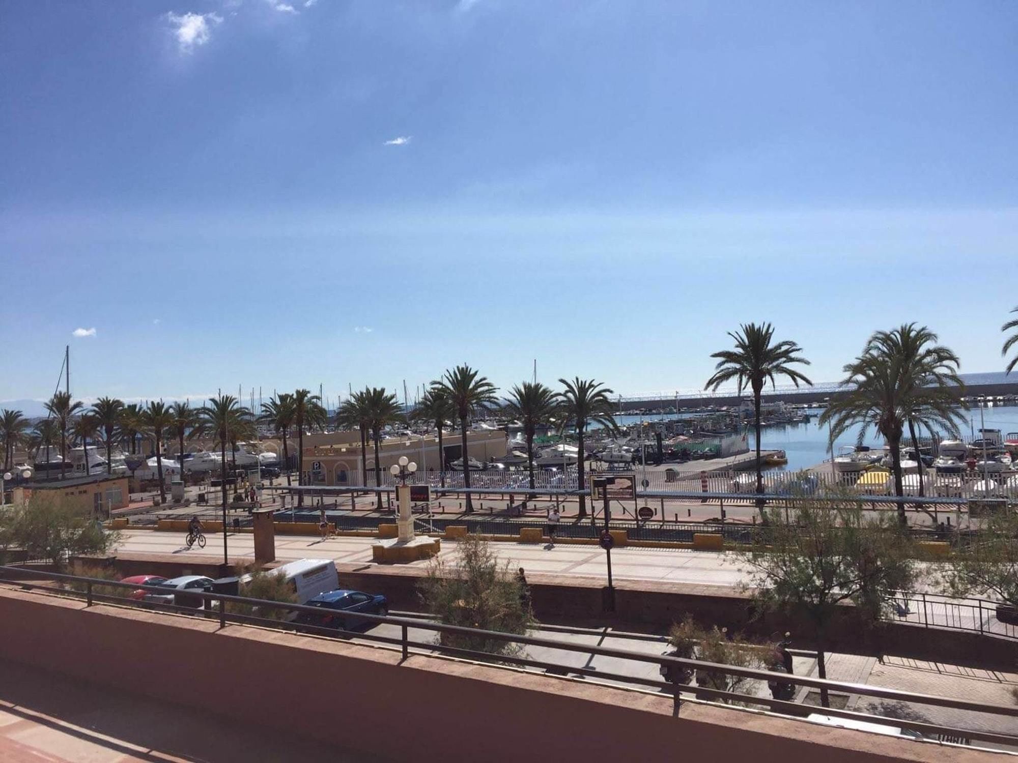 With One Bedroom In Fuengirola, With Private Pool - 50 M From The B... Apartment *
