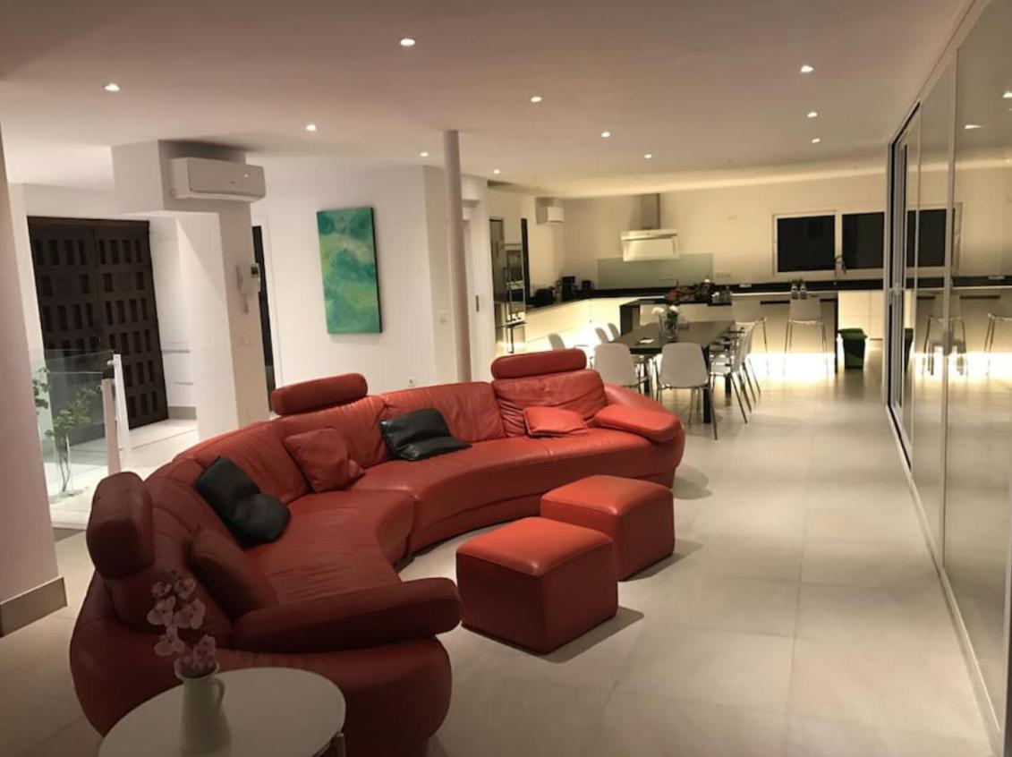 Luxury With Heated Pool For 12 To 14 People * Fuengirola