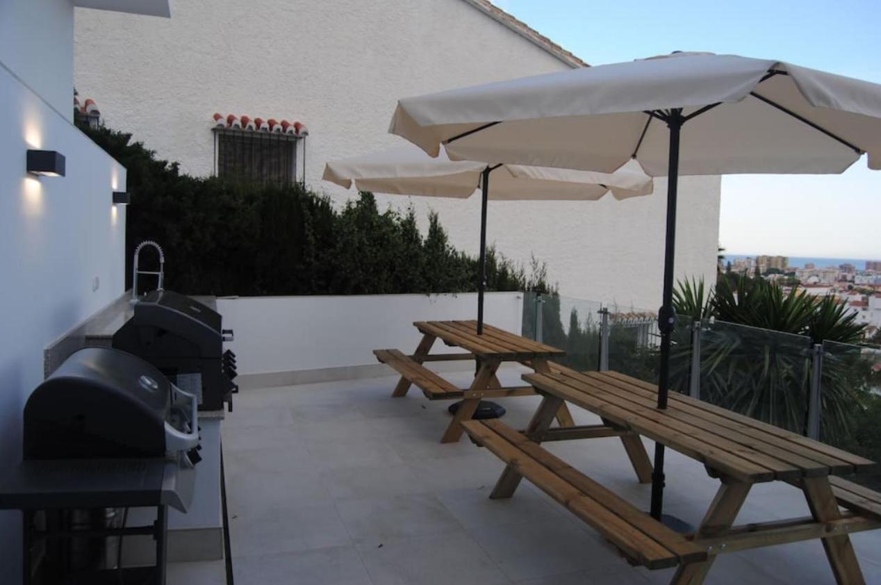 Villa Luxury With Heated Pool For 12 To 14 People