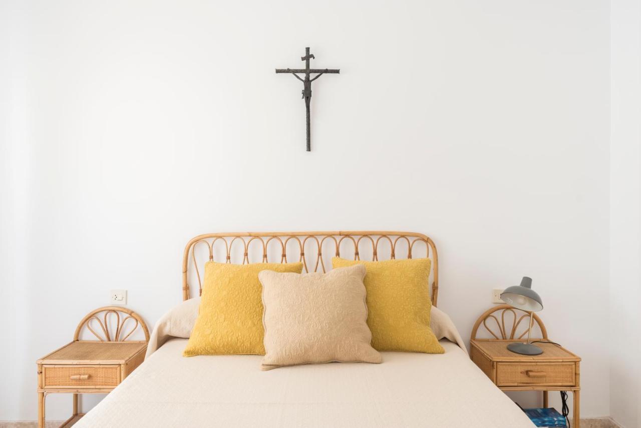 Beautiful With Terrace Near The Fuengirola