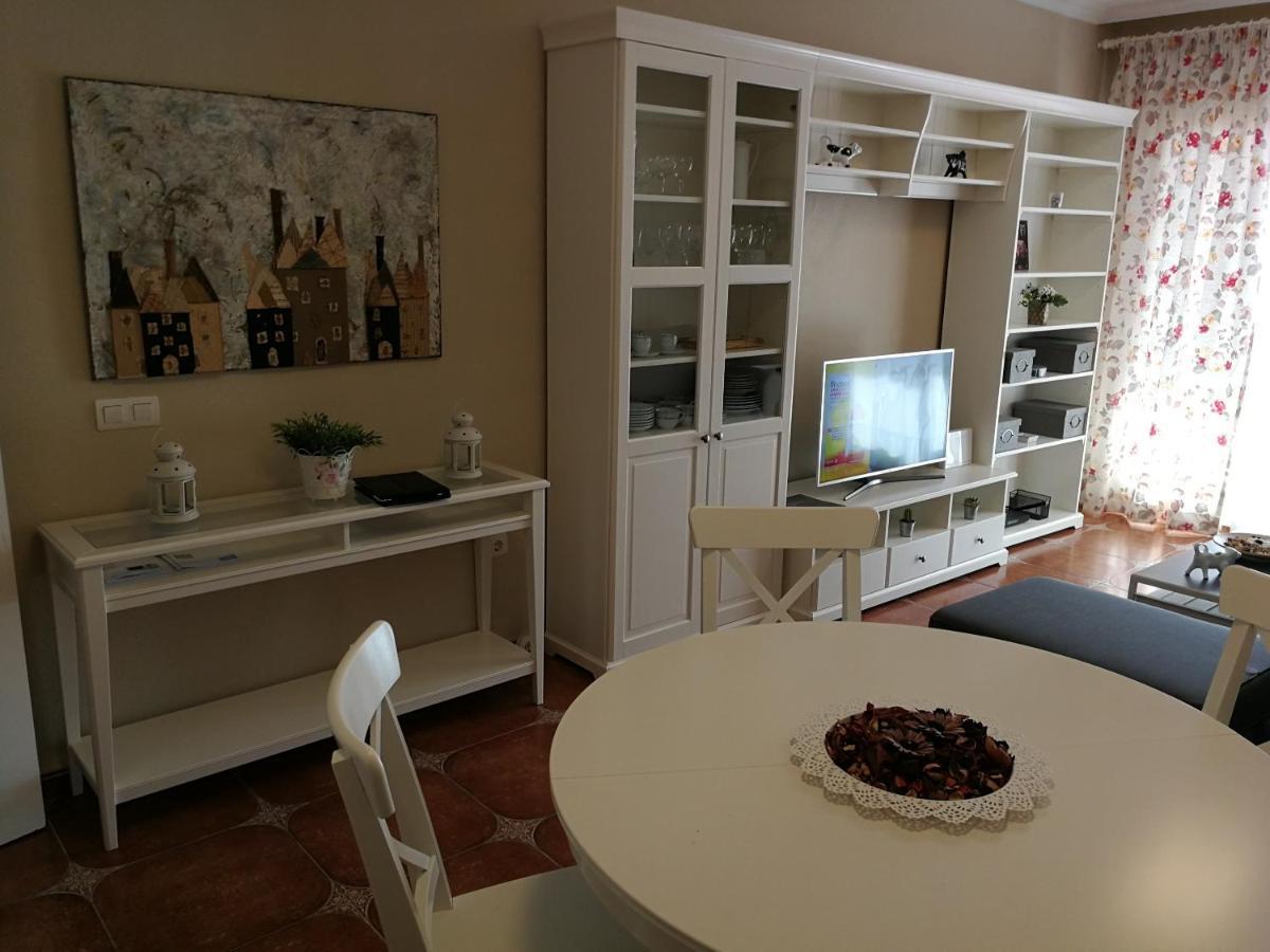En Apartment *