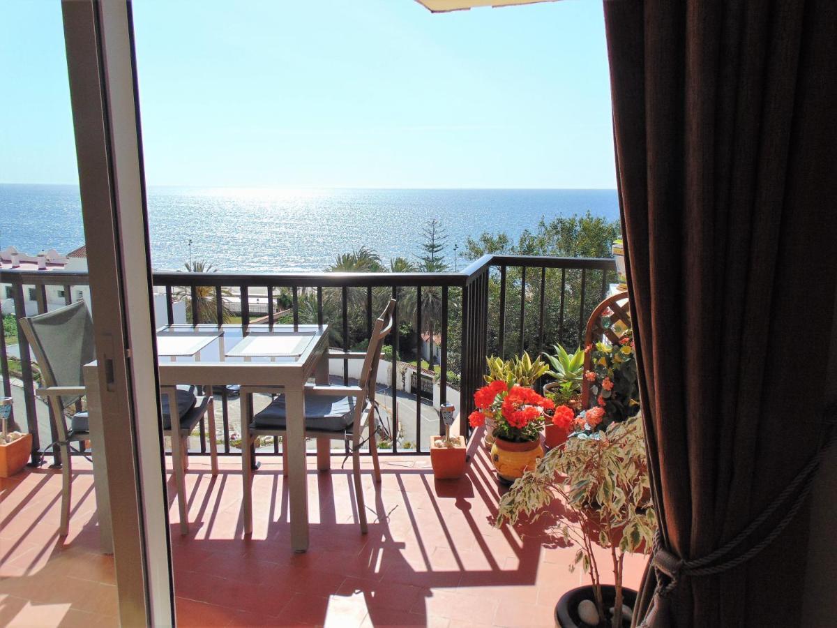 Apartamento One Bedroom, Top Floor, By The Sea,