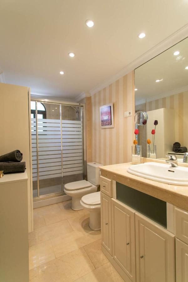 Apartment 4 Bedroom Close By In Fuengirola