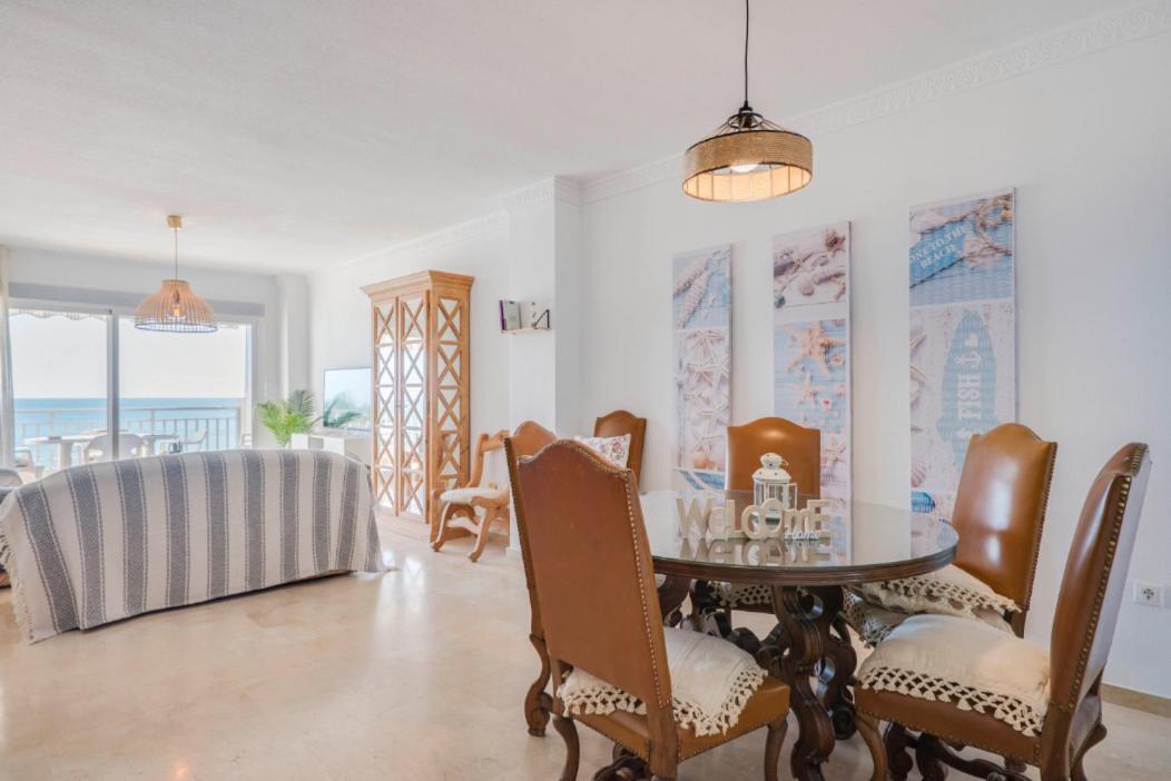 Apartment Family Aguamarina Front The Sea Free Parking Fuengirola