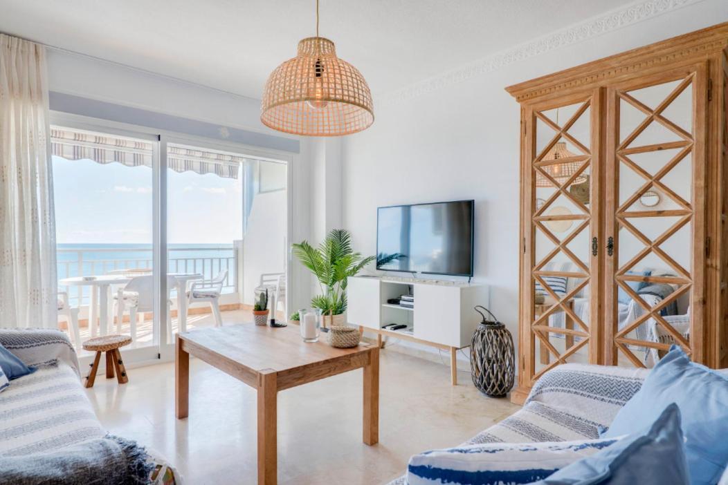Apartamento Family Aguamarina Front The Sea Free Parking