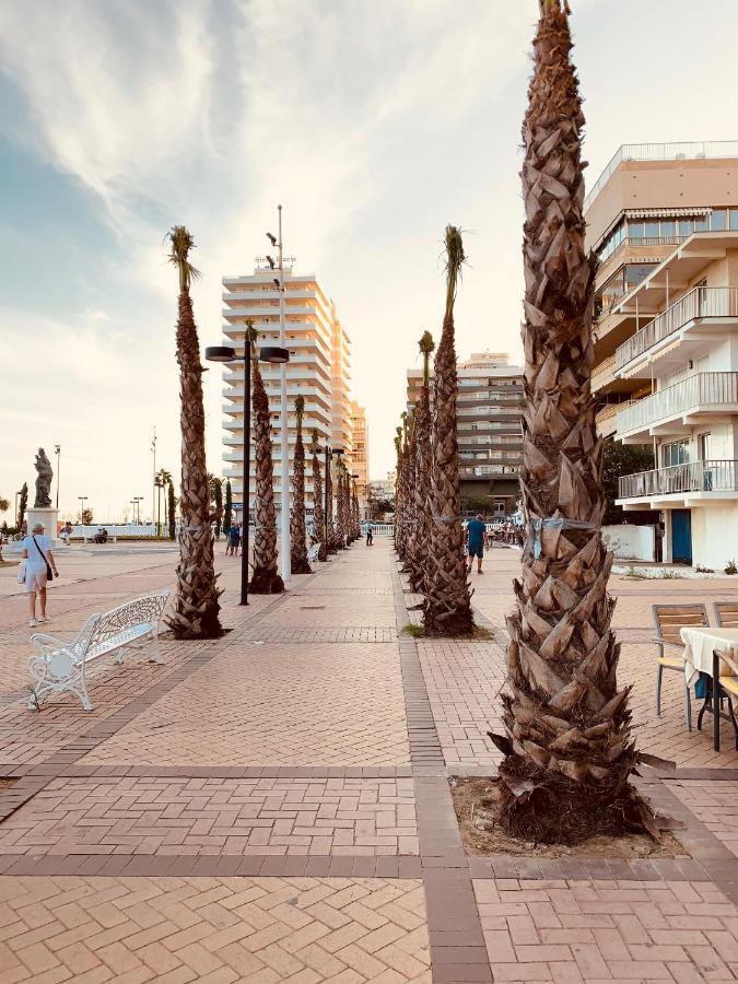 Apartment 300 - Stella Maris Studio - Idyllic Beach View Fuengirola