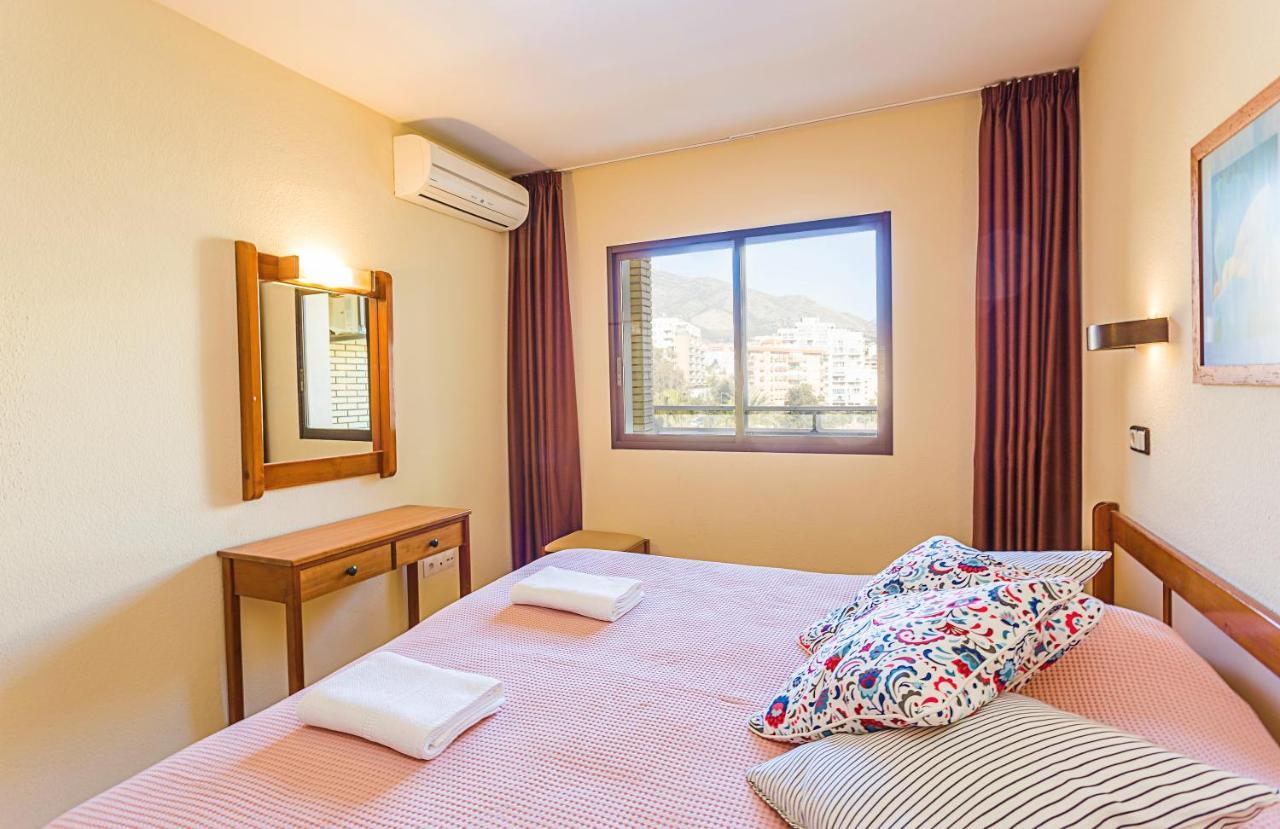 ☆beachfront 1br Ronda 4 - Ac/wifi/pool * Fuengirola