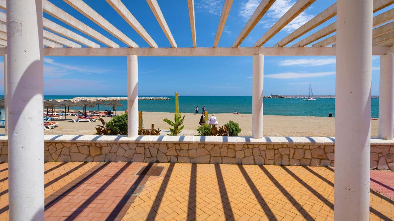 ☆beachfront 1br Ronda 4 - Ac/wifi/pool