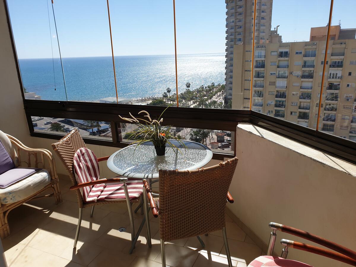 Huoneisto Apartamento Costa Del Sol Beach First Line