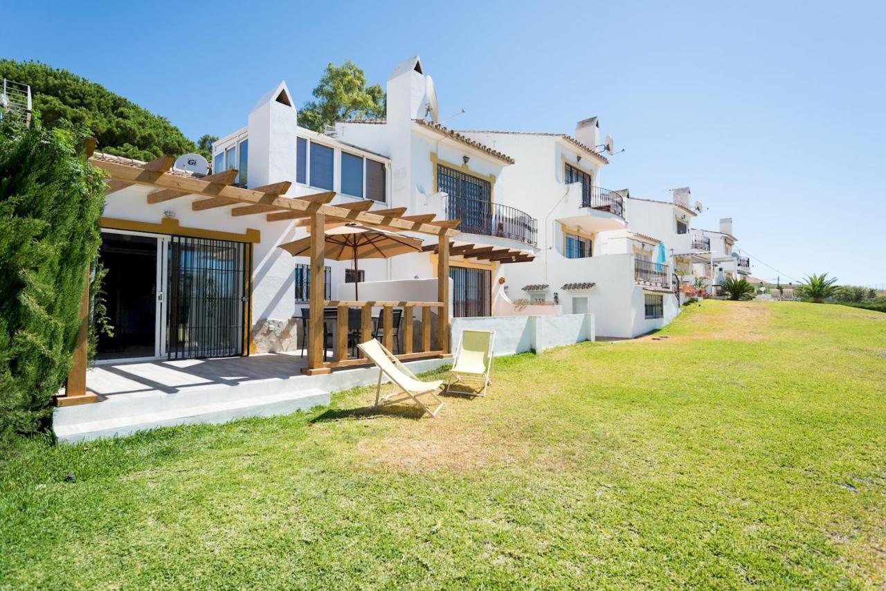 Malagasuite House Pool Fuengirola