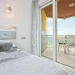Wintowinrentals Relax & Frontal Sea View In Fuengirola