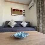Fuengirola Holiday Apartment W/Balcony View & Pool