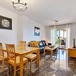Garden Apartment With Sea View In Fuengirola
