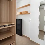 Cosy Apartment In Las Lagunas - Sleeps 4