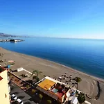 Fuengirola. Bonito Apartamento En Paseo Maritimo. Espectaculares Vistas Al Mar. Primera Linea