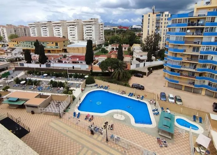 Snug Apartment In Fuengirola With Solarium