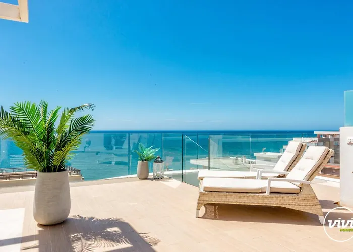 Vivi Homes - Kenzo Pool, Terrace & Sea View
