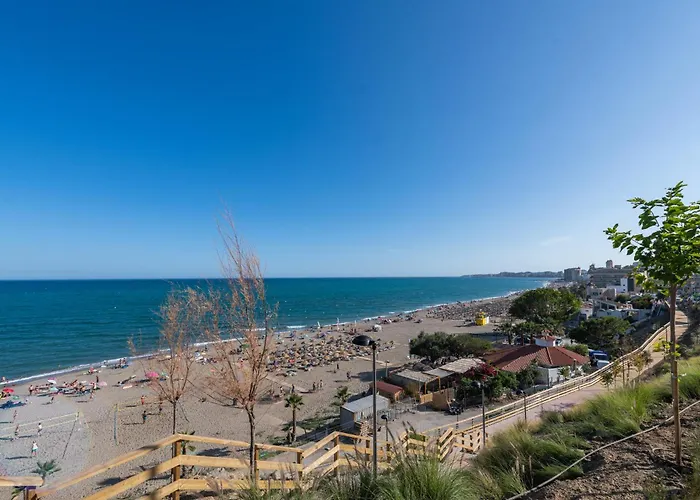 Luxury 2 Bedroom Apartment With Sea View