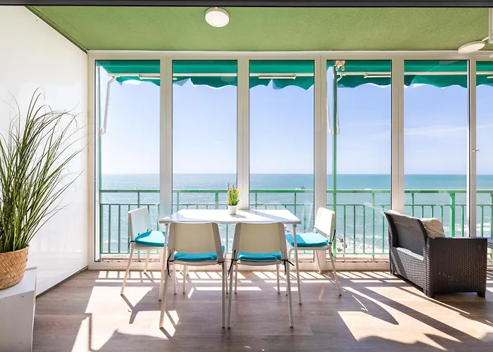 Ensuite Mediterranean Sea Front II
