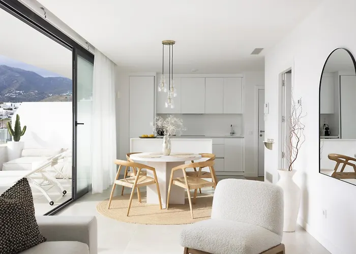Stylish Luxury Suite With Terrace In Higueron