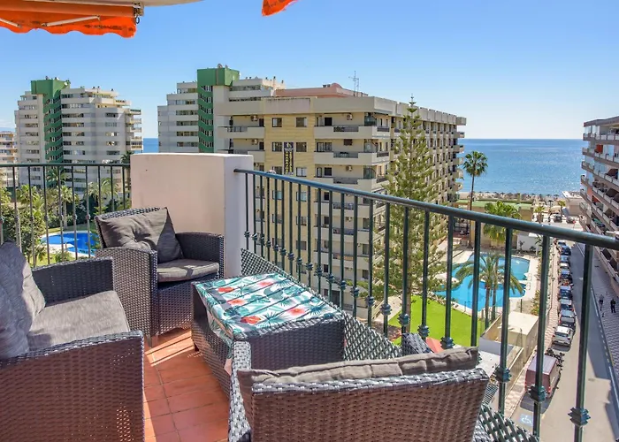 Spacious Apartment With Sea Views