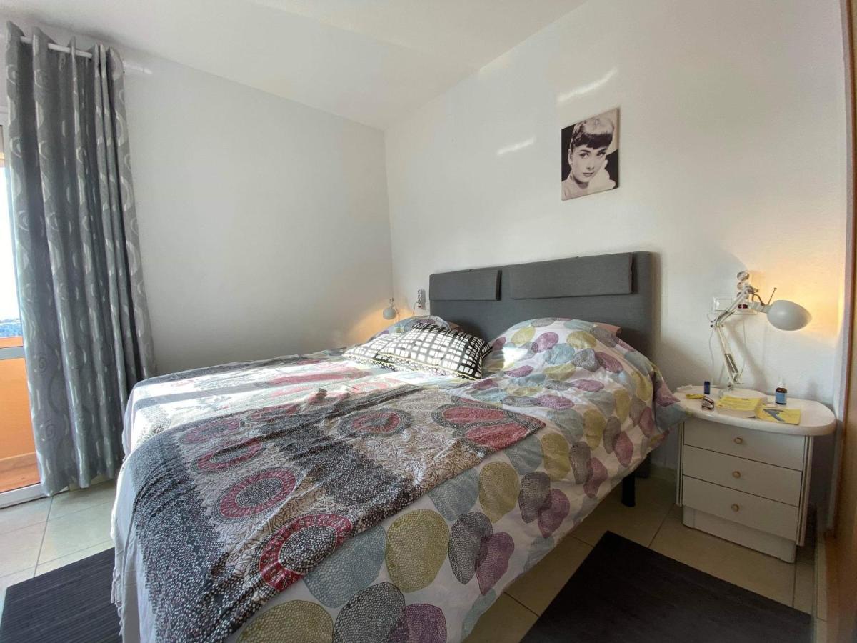 Cozy In Terraced House Homestay