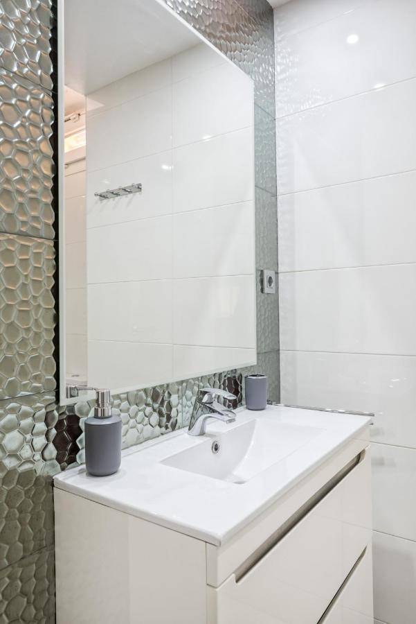 Apartment Wintowinrentals Relax & Frontal Sea View In