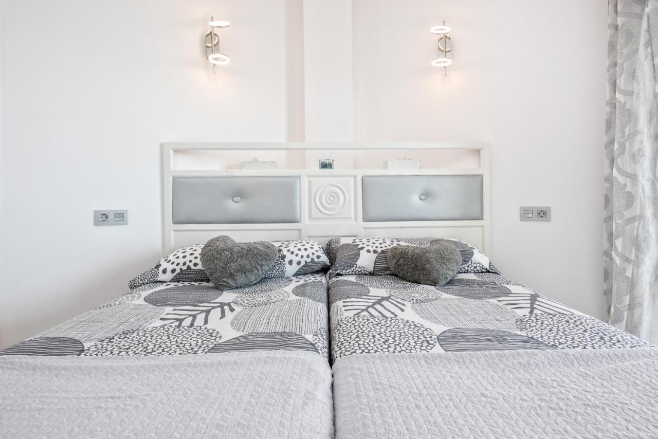Apartment Wintowinrentals Relax & Frontal Sea View In
