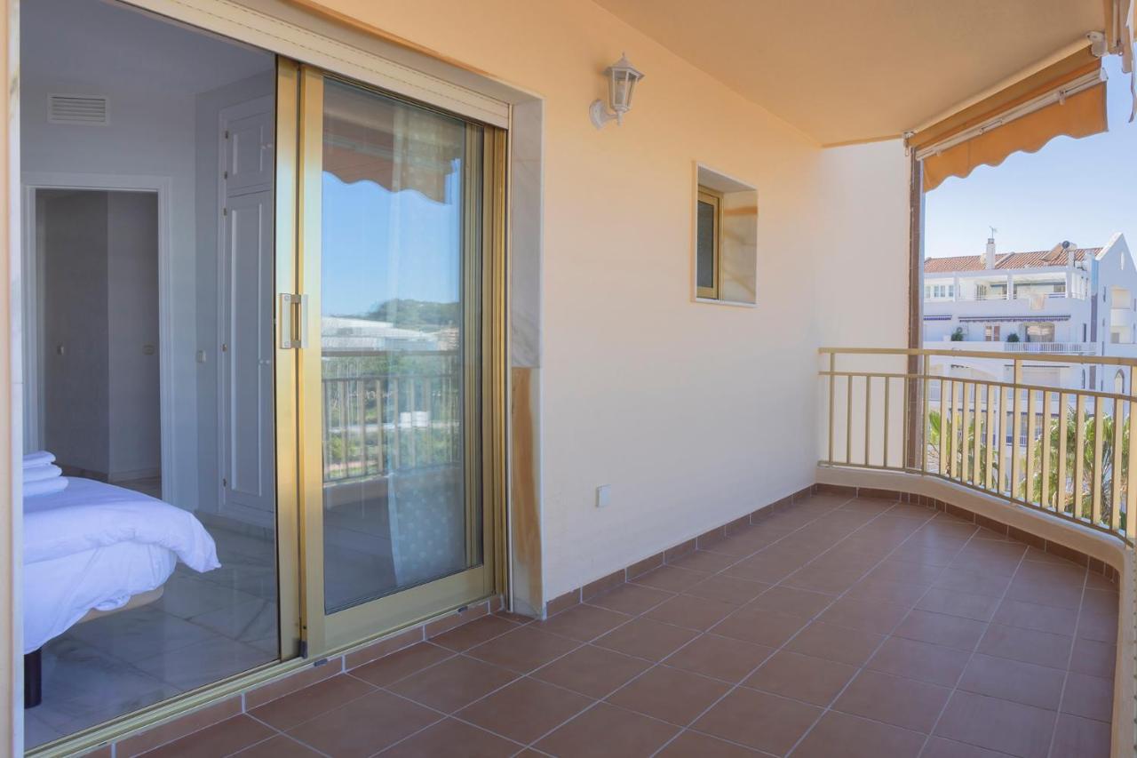 Front Dona Sofia F Fuengirola