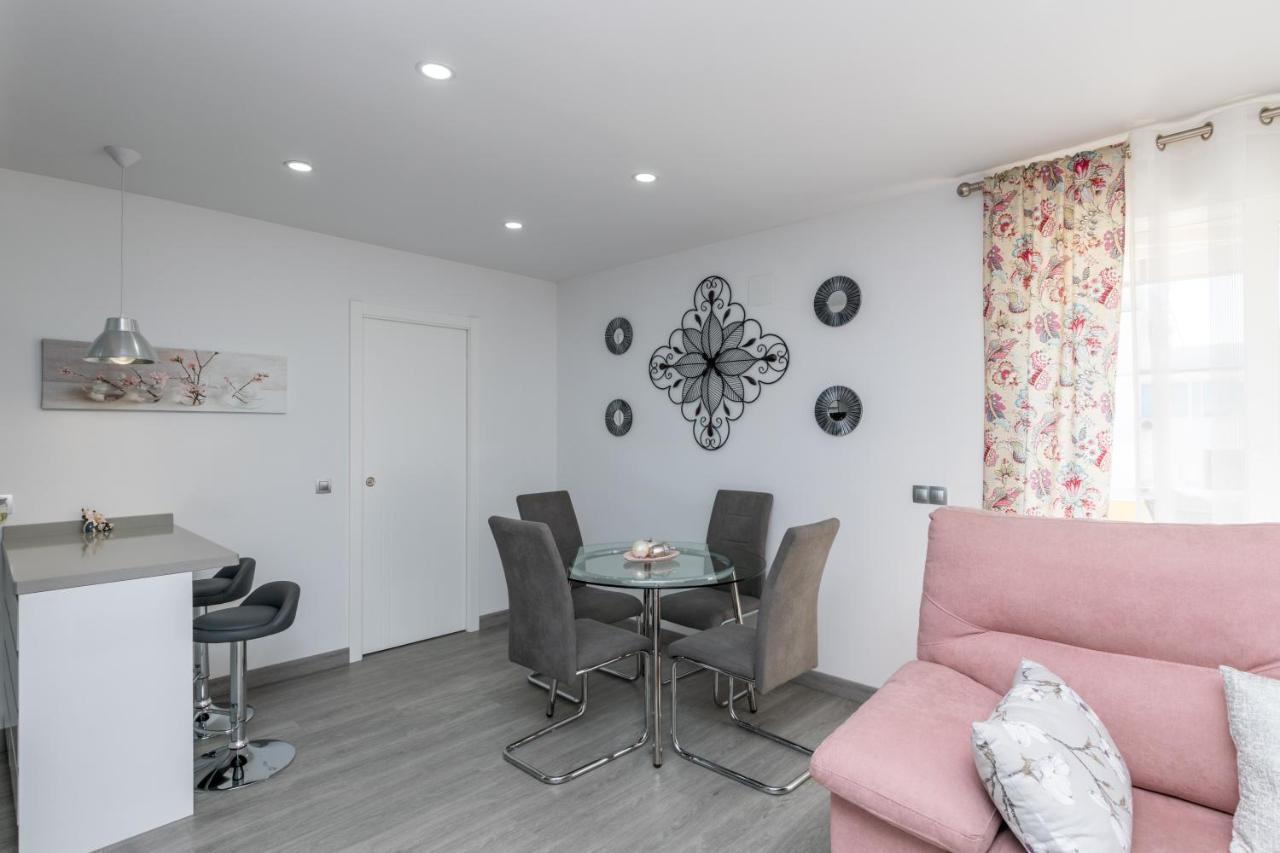 New Modern 3br With Terrace In Centre *
