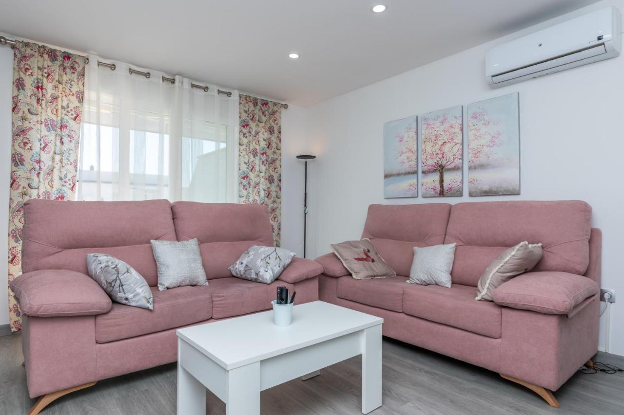New Modern 3br With Terrace In Centre