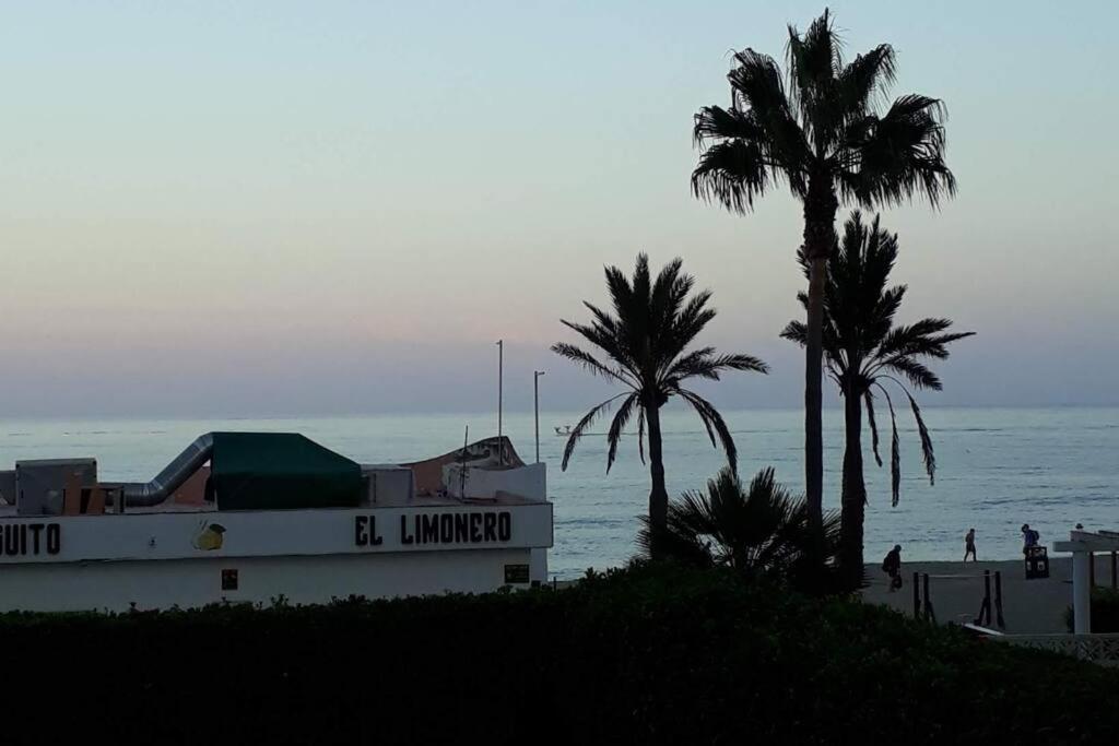 1ste Line Sunset * Fuengirola