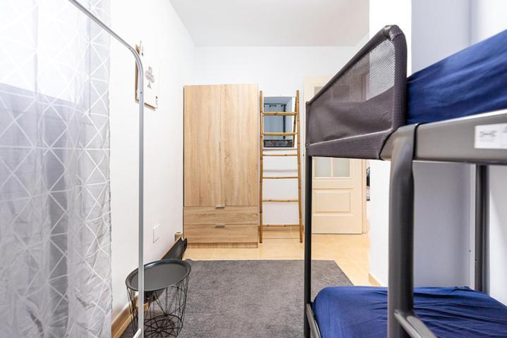 1ste Line Sunset Apartment